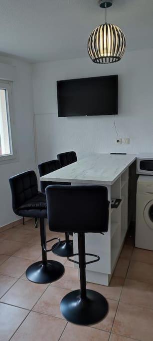 Appartement Face A La Gare Annemasse Exterior foto